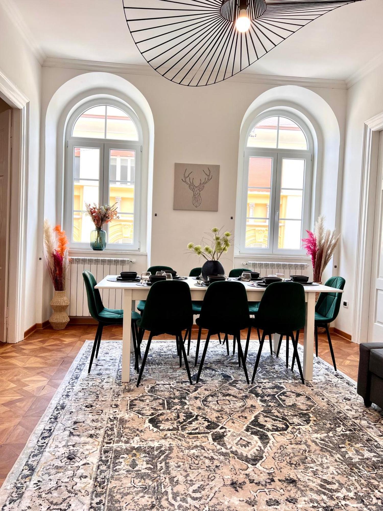 Suite Mitteleuropa Private Parking Trieste Eksteriør billede