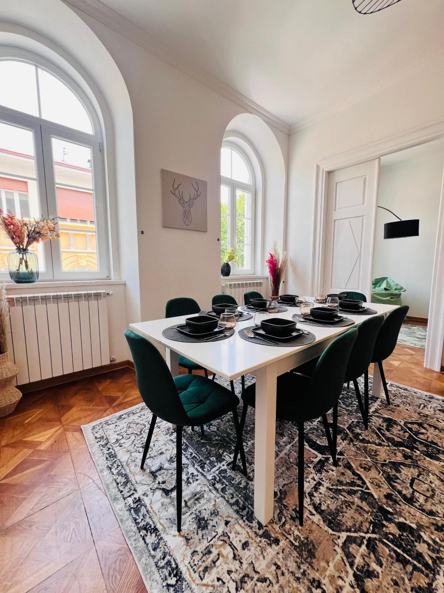 Suite Mitteleuropa Private Parking Trieste Eksteriør billede