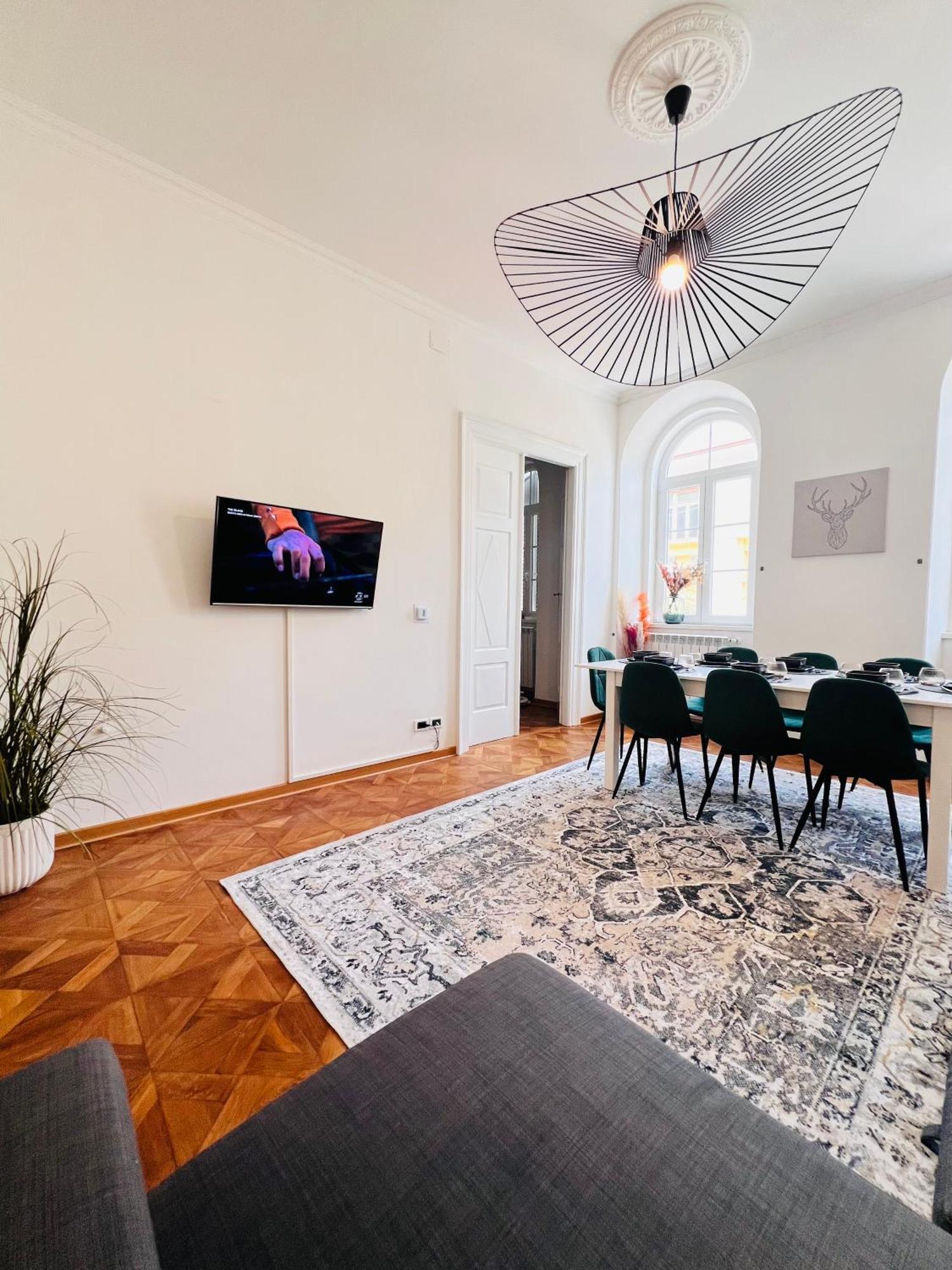 Suite Mitteleuropa Private Parking Trieste Eksteriør billede
